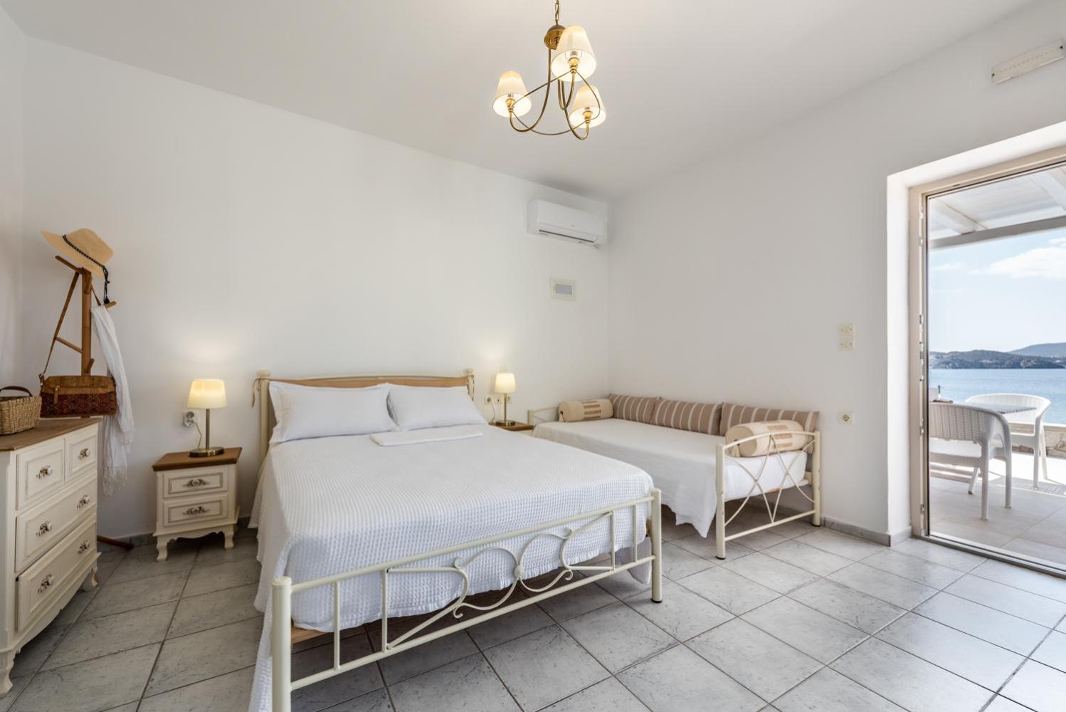 Anemi Suites Adamantas  Cameră foto